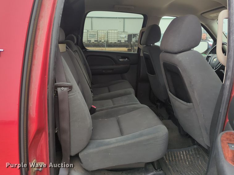 image for item NZ9389 2009 Chevrolet Avalanche Crew Cab pickup truck