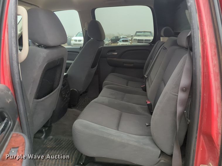 image for item NZ9389 2009 Chevrolet Avalanche Crew Cab pickup truck