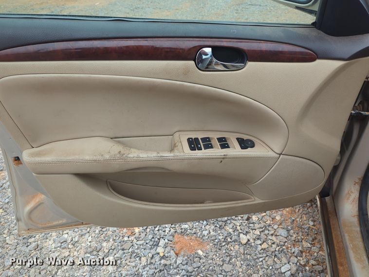 image for item NZ9392 2007 Buick Lucerne 