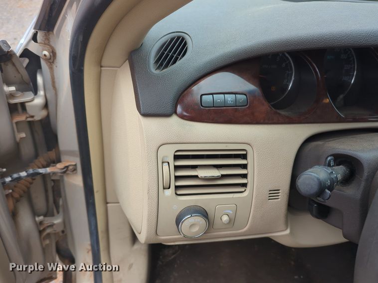 image for item NZ9392 2007 Buick Lucerne 