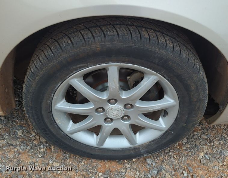 image for item NZ9392 2007 Buick Lucerne 