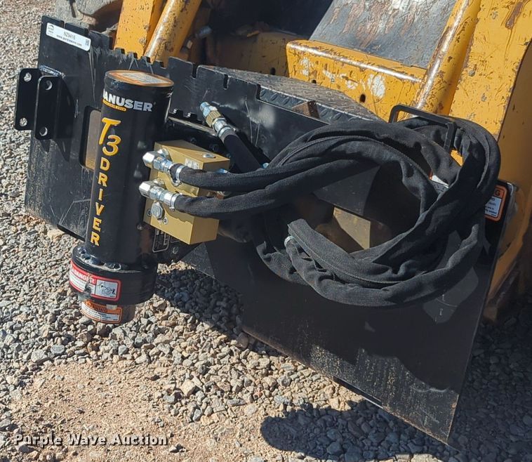 image for item NZ9416 Danuser T3 skid steer post driver