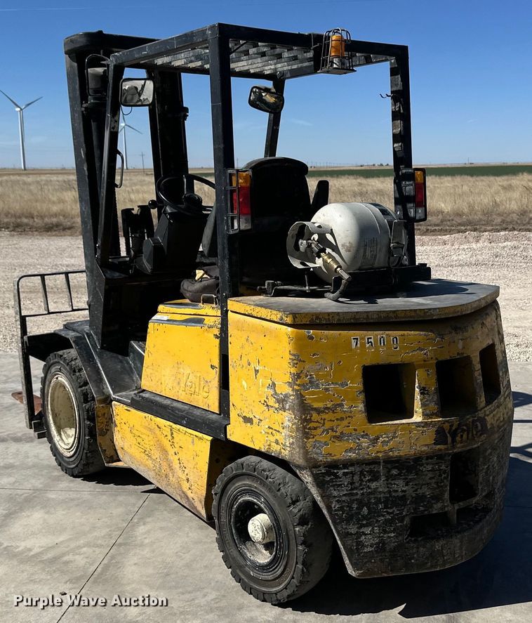 image for item OA9568 Yale forklift