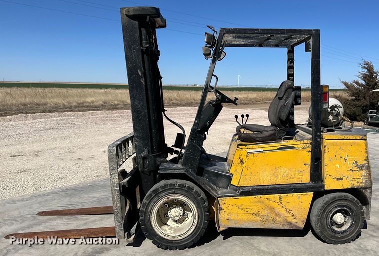 image for item OA9568 Yale forklift