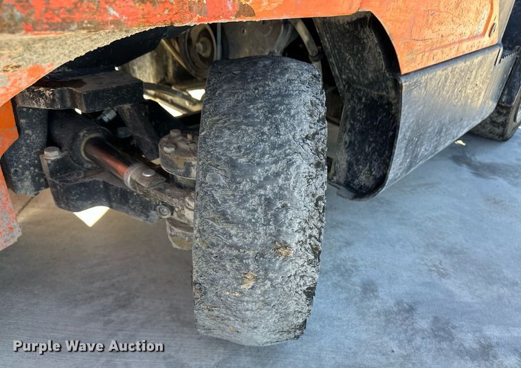 image for item OA9569 Doosan G35NC-7 forklift