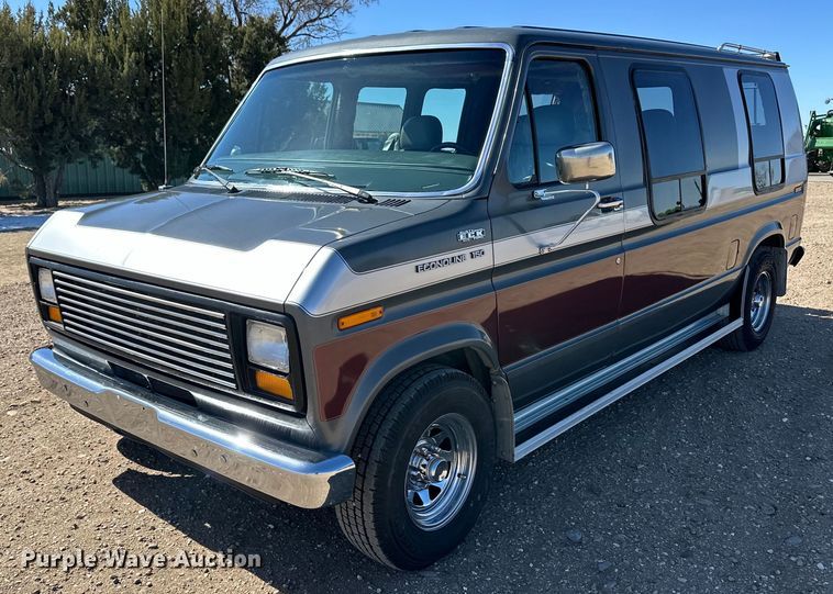 image for item OA9603 1990 Ford Econoline 150 van