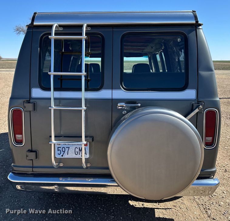 image for item OA9603 1990 Ford Econoline 150 van