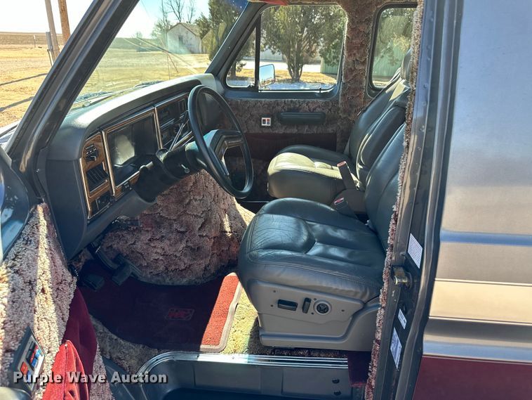 image for item OA9603 1990 Ford Econoline 150 van