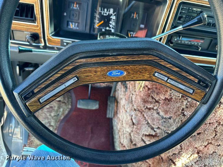 image for item OA9603 1990 Ford Econoline 150 van