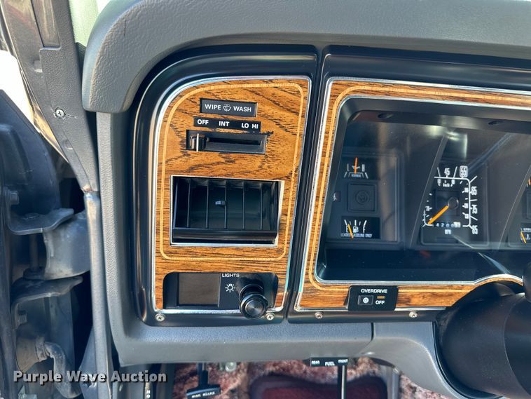 image for item OA9603 1990 Ford Econoline 150 van