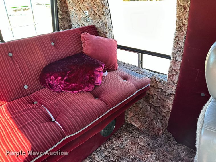 image for item OA9603 1990 Ford Econoline 150 van