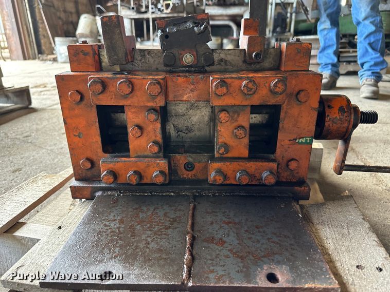 image for item OA9606 Iron shear