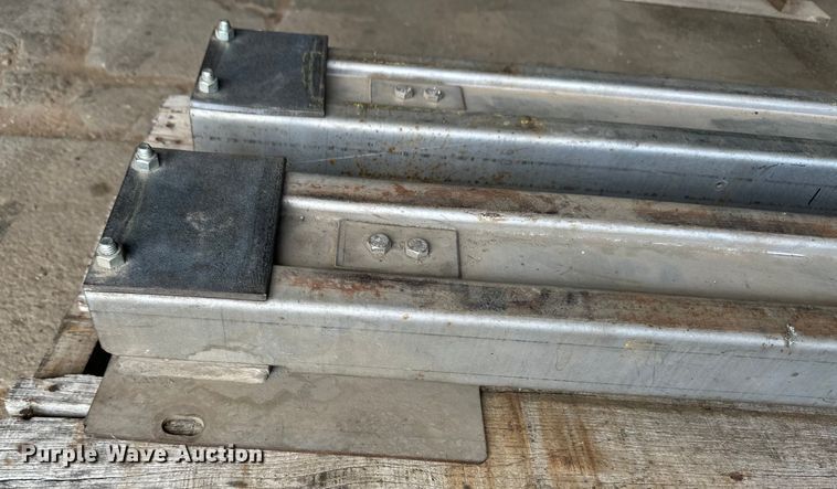 image for item OA9607 J Star livestock scale