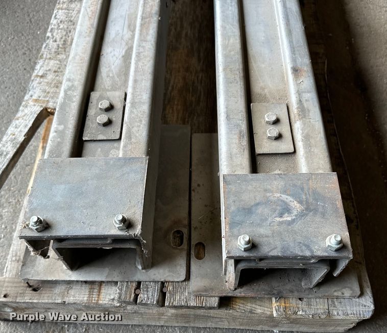 image for item OA9607 J Star livestock scale