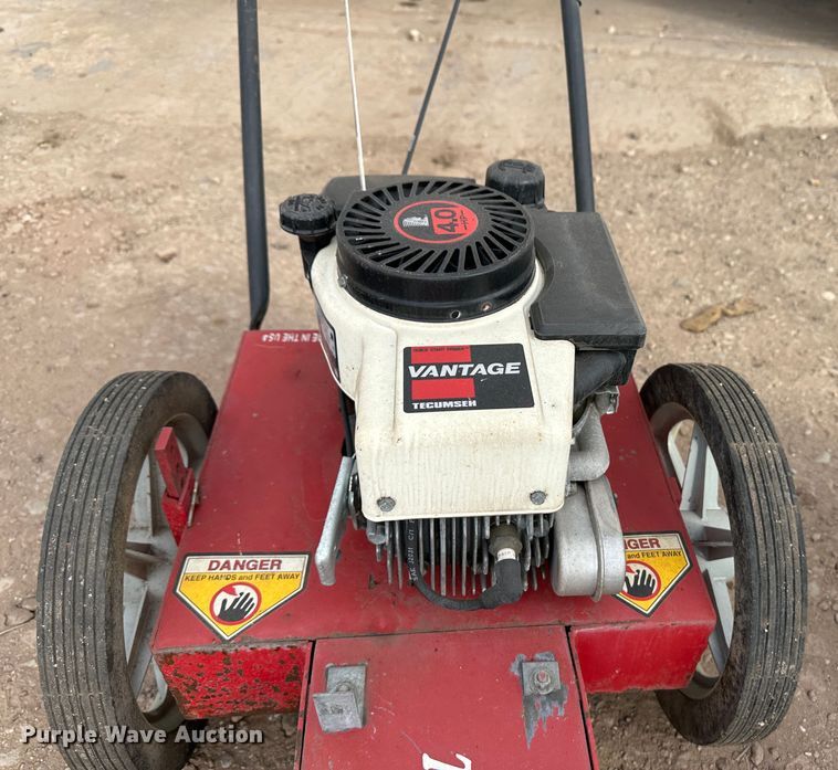 image for item OA9611 Lawn equipment