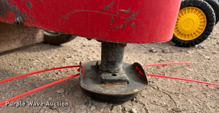 image for item OA9611 Lawn equipment