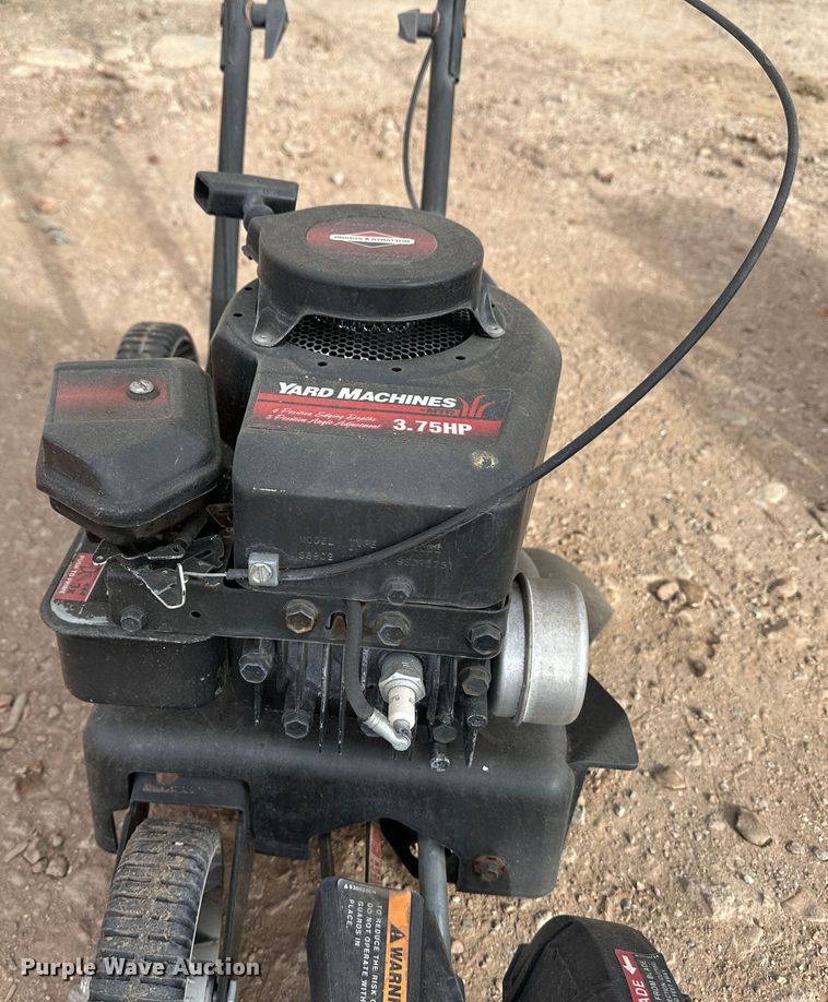 image for item OA9611 Lawn equipment