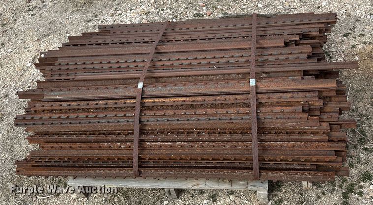 image for item OA9612 Filson calf table