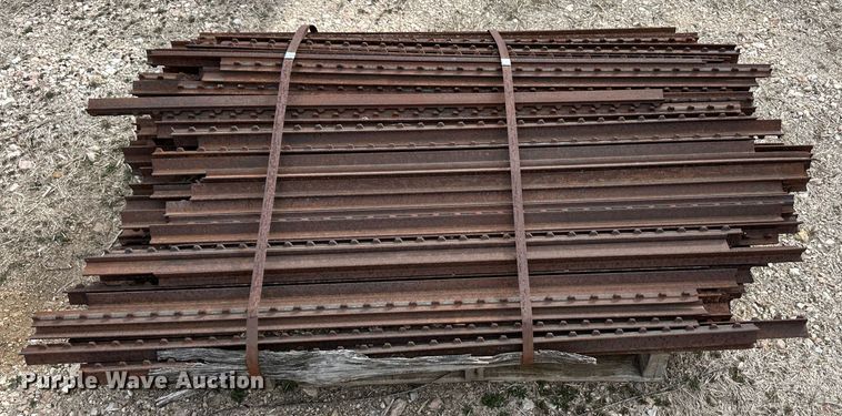 image for item OA9612 Filson calf table