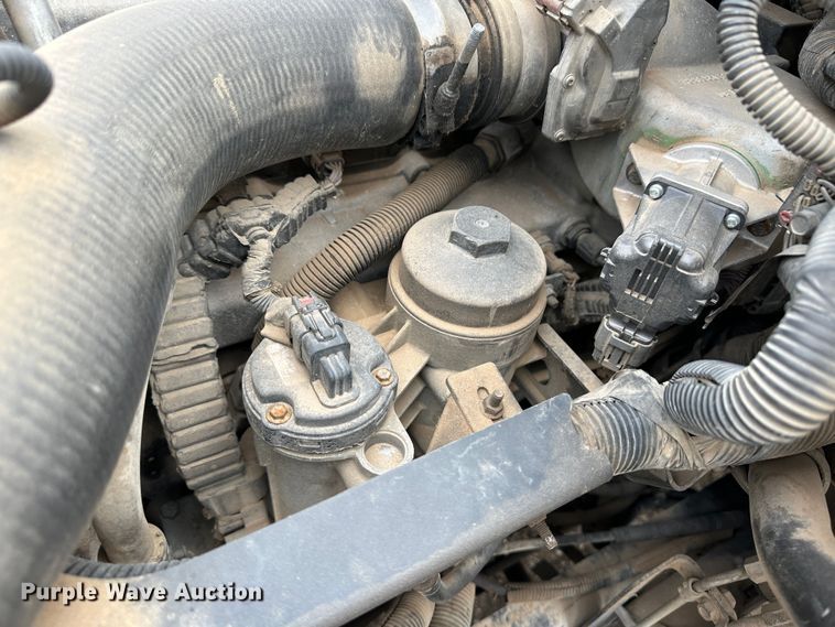 image for item OA9618 2013 International 4300 semi truck