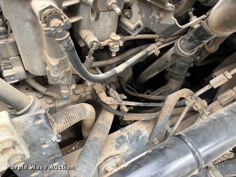 image for item OA9618 2013 International 4300 semi truck