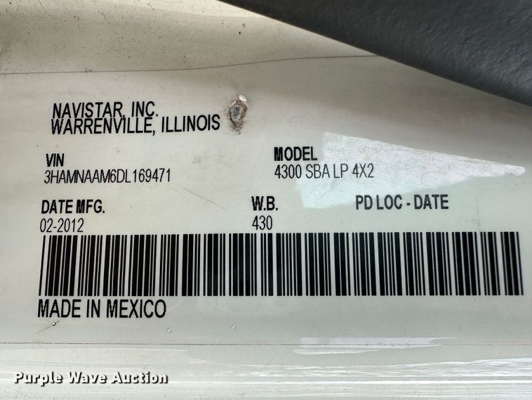 image for item OA9618 2013 International 4300 semi truck