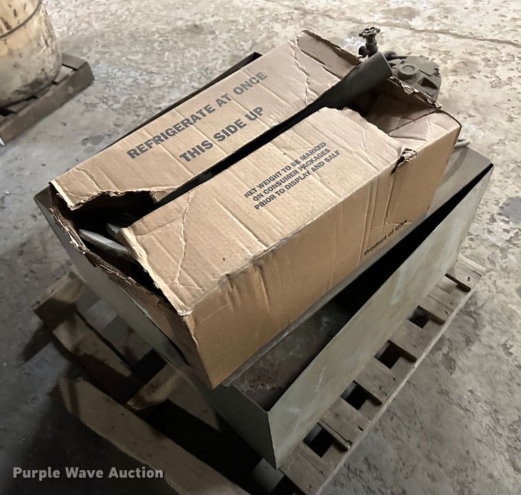 image for item OA9620 1974 Gallmeyer & Livingston 570 surface grinder