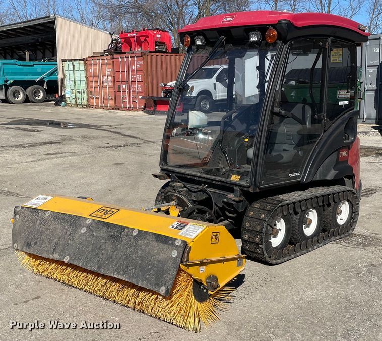 image for item OG9793 Toro Groundmaster 7200 with Polar Trac system