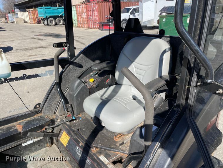 image for item OG9793 Toro Groundmaster 7200 with Polar Trac system