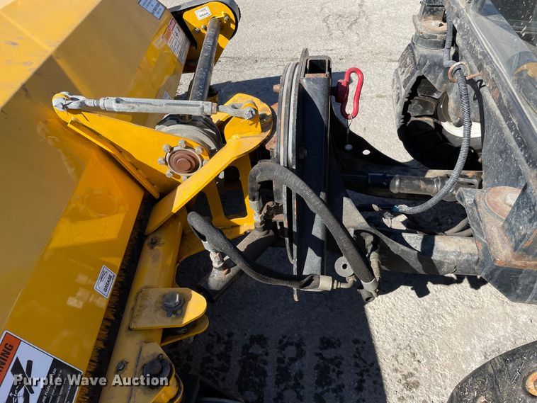 image for item OG9793 Toro Groundmaster 7200 with Polar Trac system