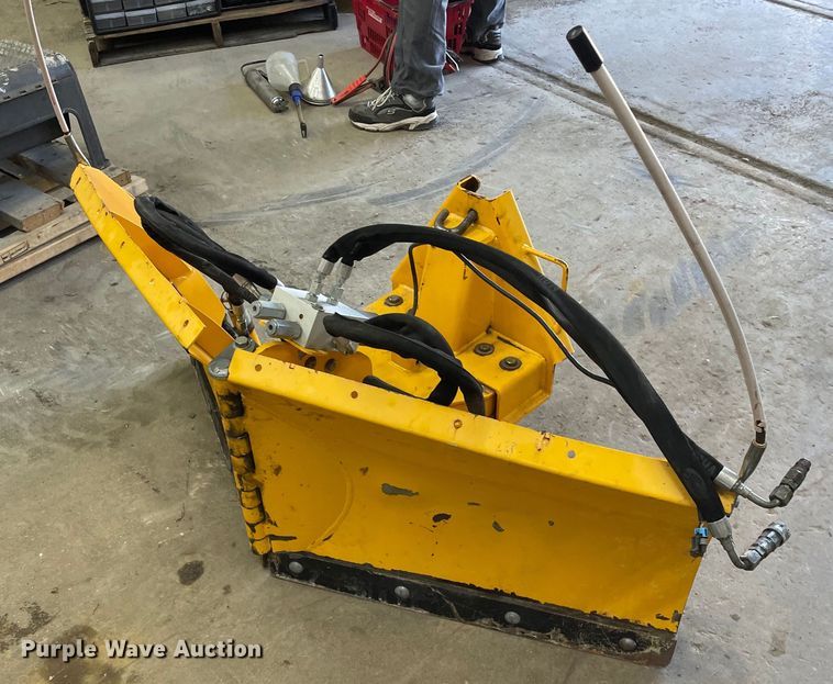 image for item OG9793 Toro Groundmaster 7200 with Polar Trac system