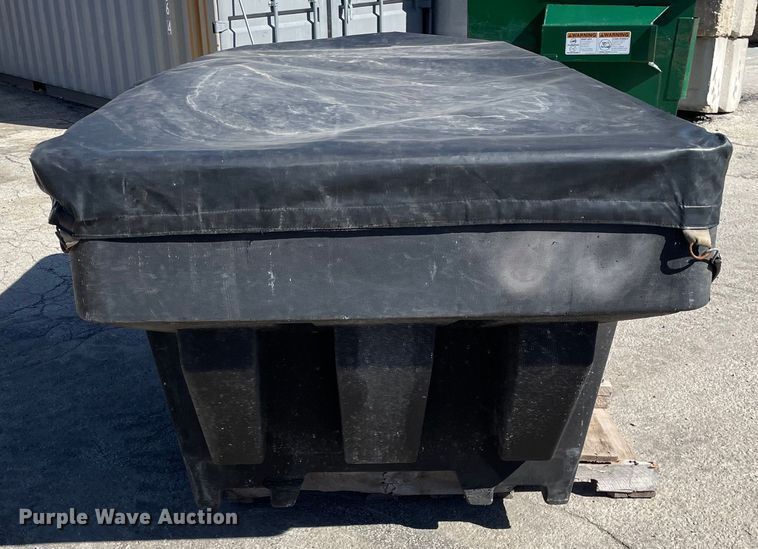 image for item OG9796 SaltDogg SHPE2000 spreader 