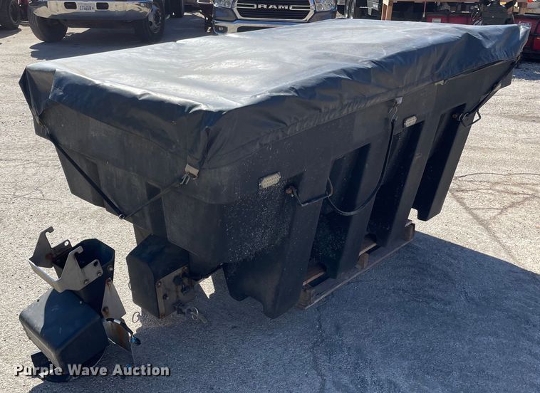 image for item OG9796 SaltDogg SHPE2000 spreader 