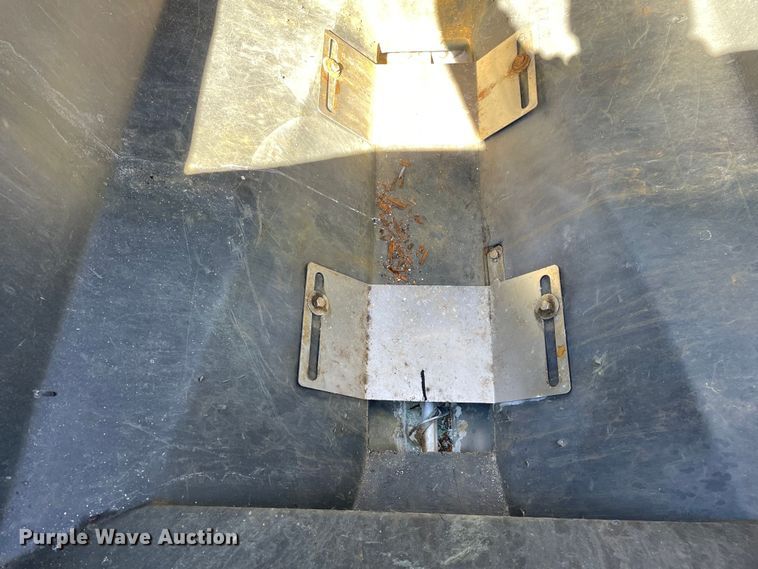 image for item OG9797 SaltDogg SHPE2000 spreader