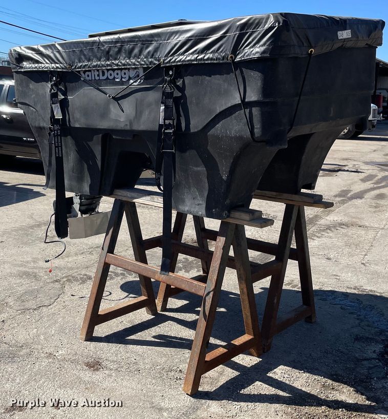 image for item OG9798 SaltDogg SHPE2000 spreader 