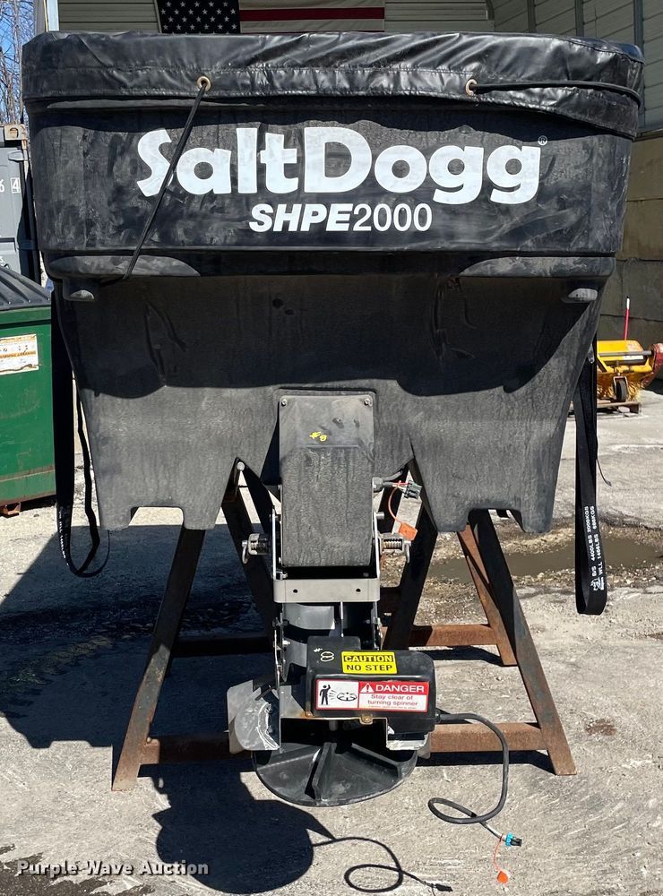 image for item OG9798 SaltDogg SHPE2000 spreader 