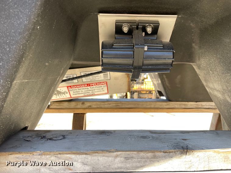 image for item OG9798 SaltDogg SHPE2000 spreader 