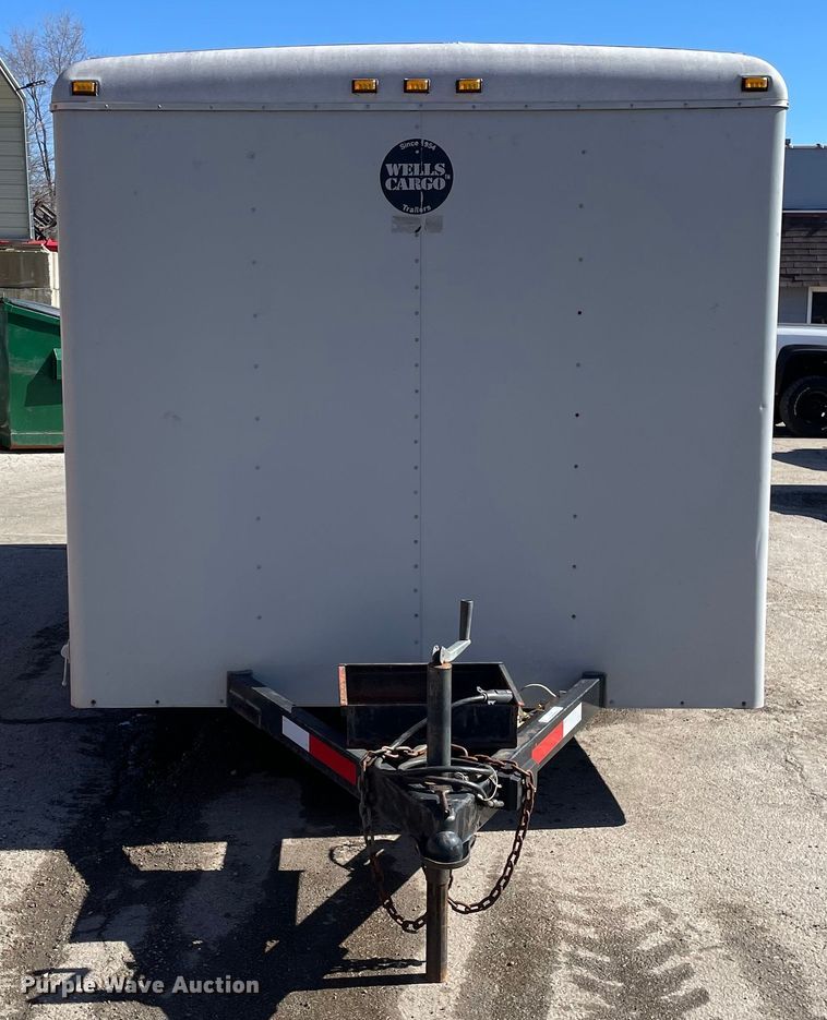 image for item OG9799 1999 Wells Cargo enclosed cargo trailer