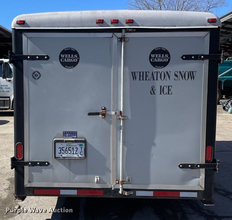 image for item OG9799 1999 Wells Cargo enclosed cargo trailer