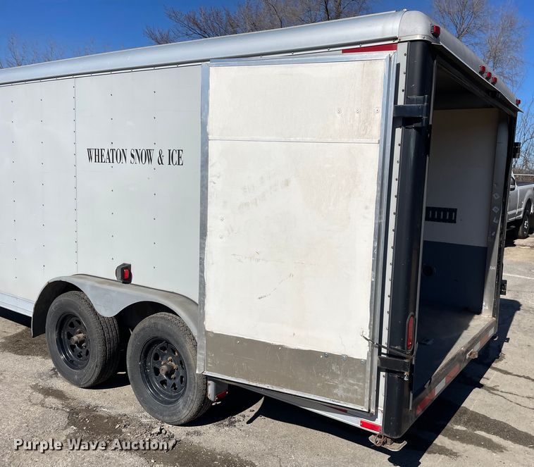 image for item OG9799 1999 Wells Cargo enclosed cargo trailer