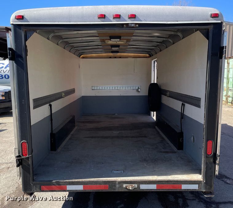 image for item OG9799 1999 Wells Cargo enclosed cargo trailer