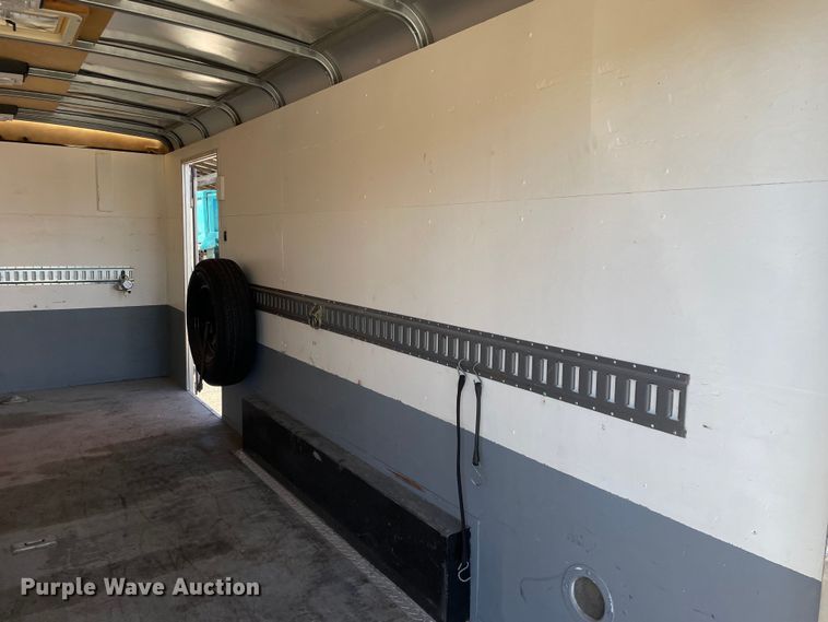 image for item OG9799 1999 Wells Cargo enclosed cargo trailer