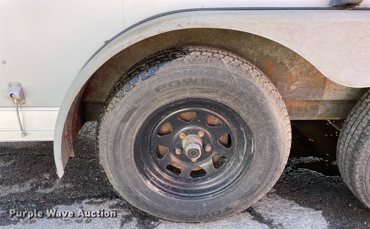 image for item OG9799 1999 Wells Cargo enclosed cargo trailer