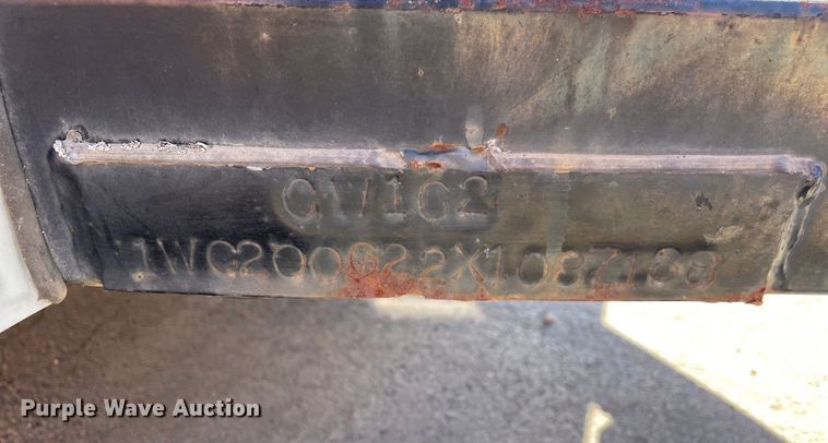 image for item OG9799 1999 Wells Cargo enclosed cargo trailer