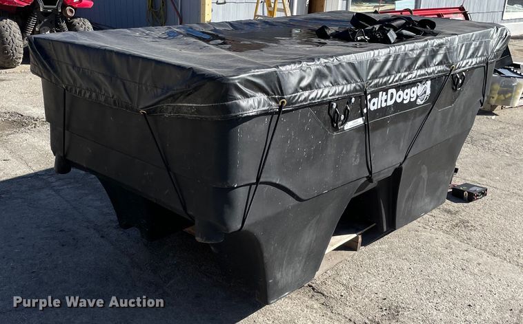 image for item OG9802 SaltDogg SHPE2000 spreader