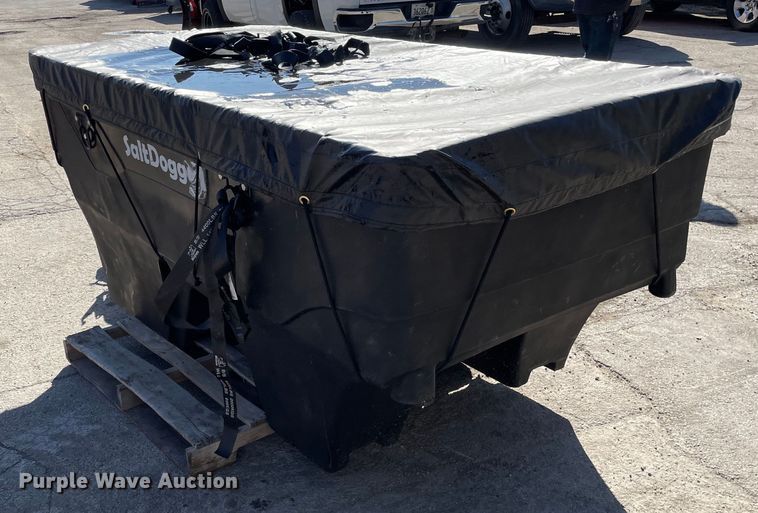 image for item OG9802 SaltDogg SHPE2000 spreader