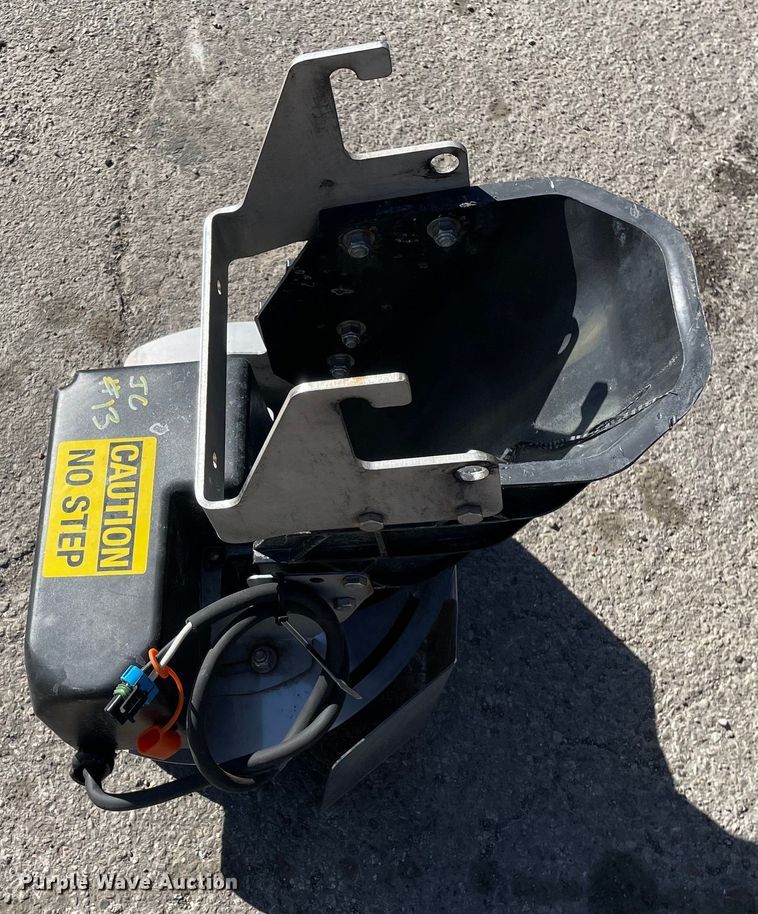 image for item OG9802 SaltDogg SHPE2000 spreader