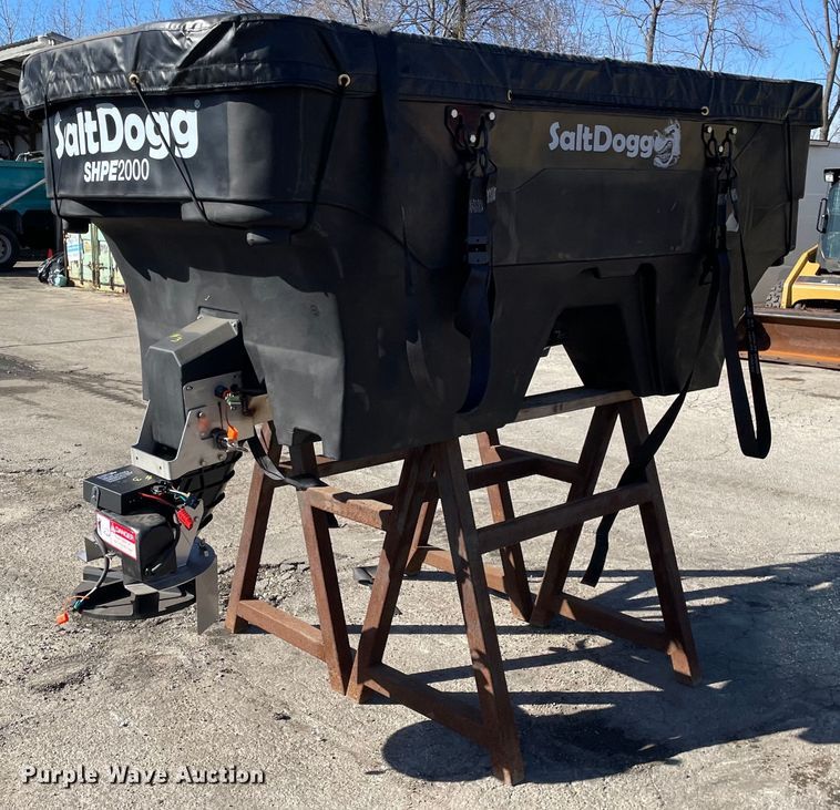 image for item OG9803 SaltDogg SHPE2000 spreader