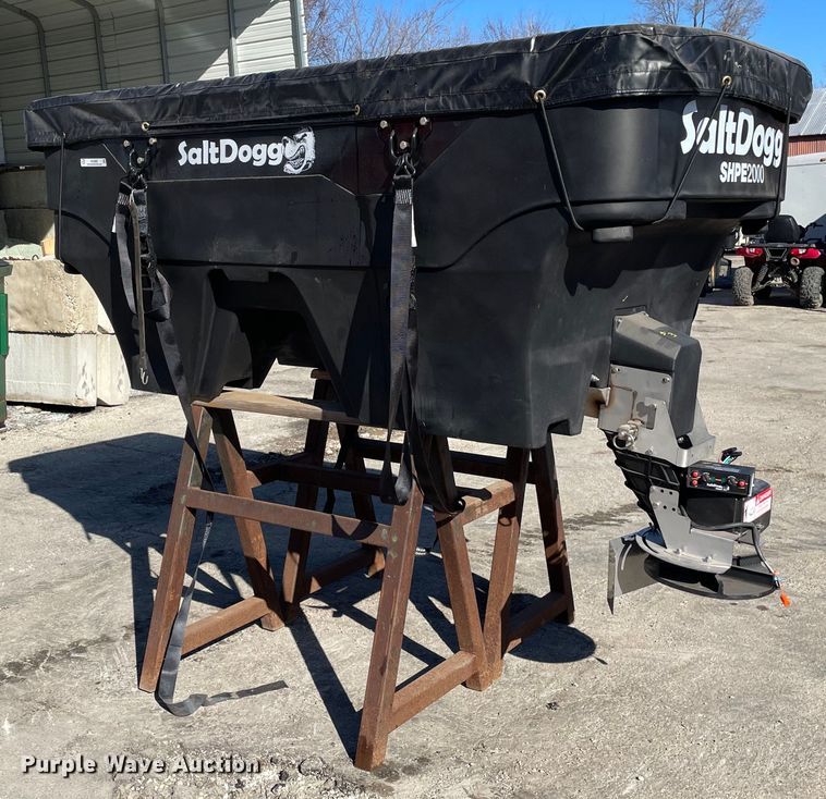 image for item OG9803 SaltDogg SHPE2000 spreader