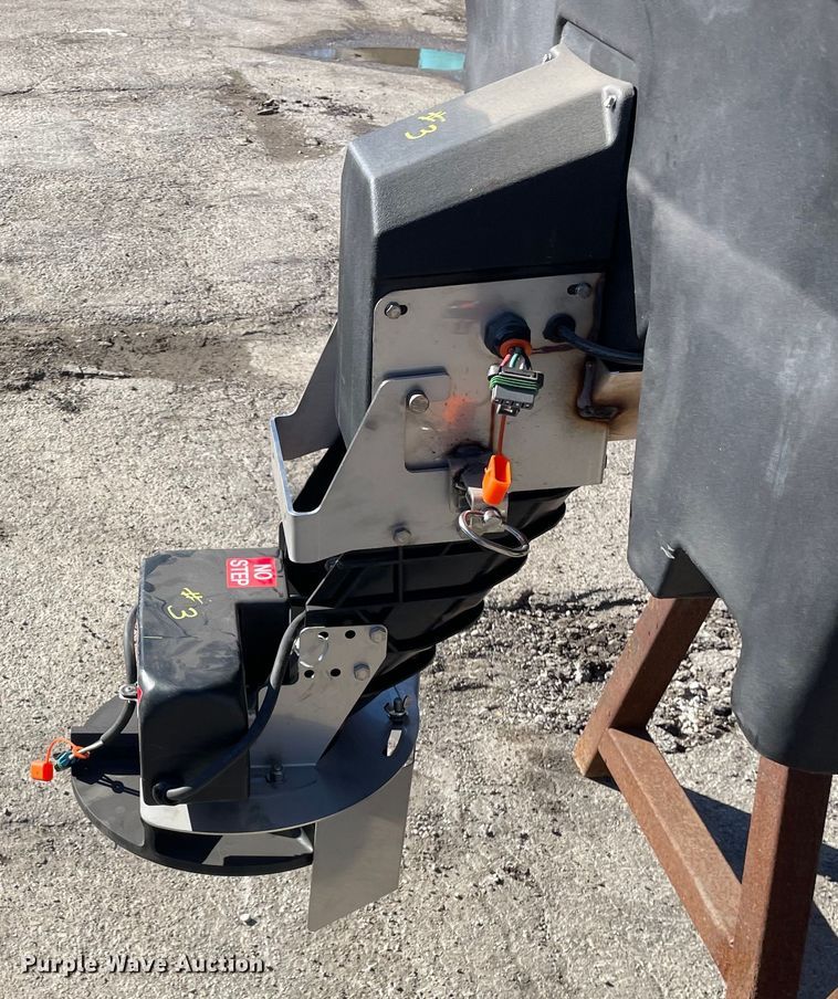 image for item OG9803 SaltDogg SHPE2000 spreader